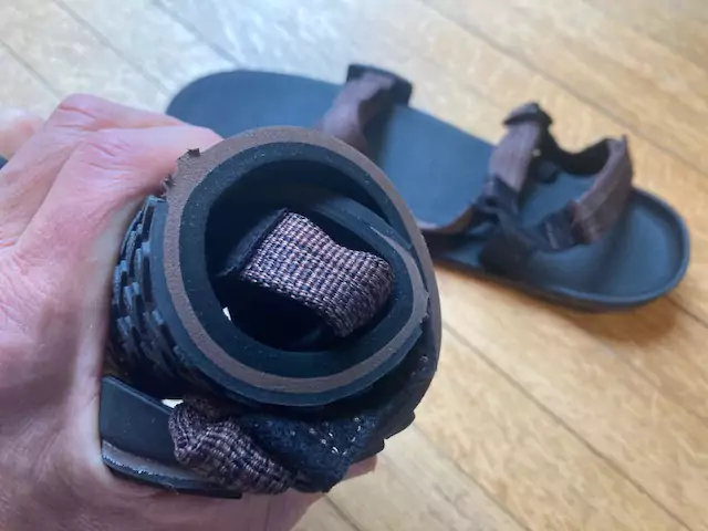 Zs-3 xeroshoes z-trail - so flexible it can be rolled up