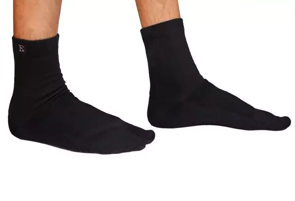 Crew Wool Tabi Socks - Black Picture 3