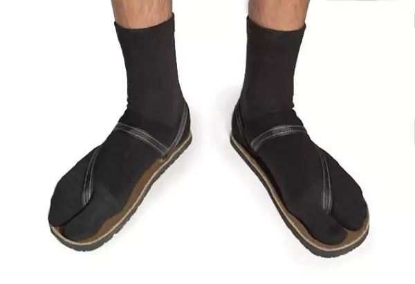 Crew Wool Tabi Socks - Black Picture 6