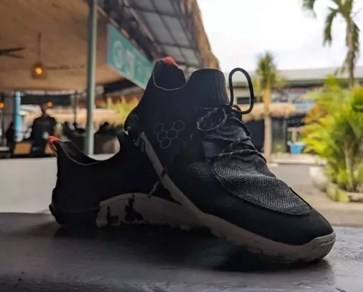 Vivobarefoot Tracker Decon Low FG2 weight front
